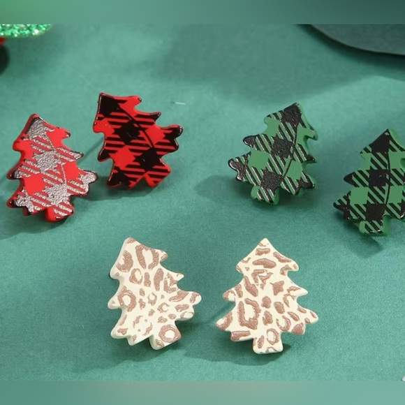 3 Pairs of Christmas Tree Stud Earrings Acrylic Green Black Plaid Buffalo - Picture 6 of 6